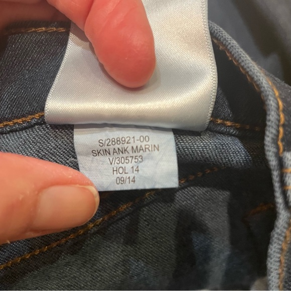 Banana Republic Dark Wash Skinny Ankle Marin Jeans. Size 26 - Picture 7 of 8